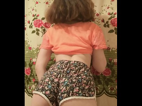 ❤️ सेक्सी जवान बेब क्यामेरामा उनको शर्ट्स फुकाल्दै ❤️  हामी मा  ❌️